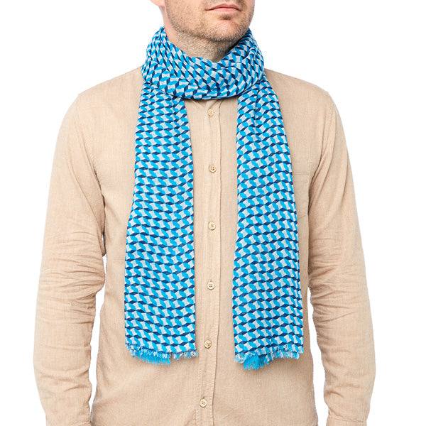 Foulard homme bleu et turquoise - motif kaleidoscope